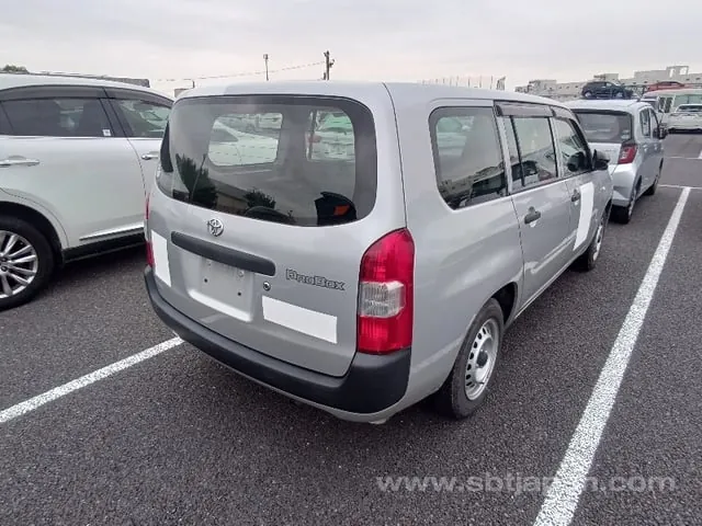 Toyota Probox 2021 photo 4