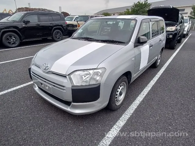 Toyota Probox 2021 photo 2