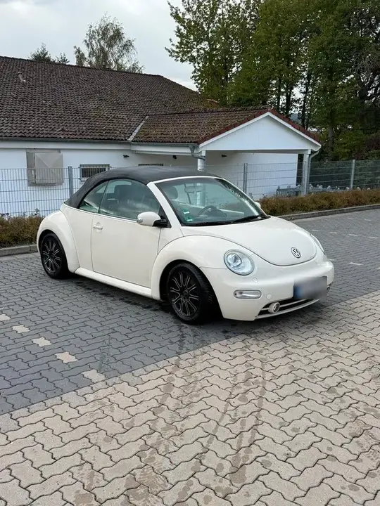 Volkswagen New Beetle Cabrio
