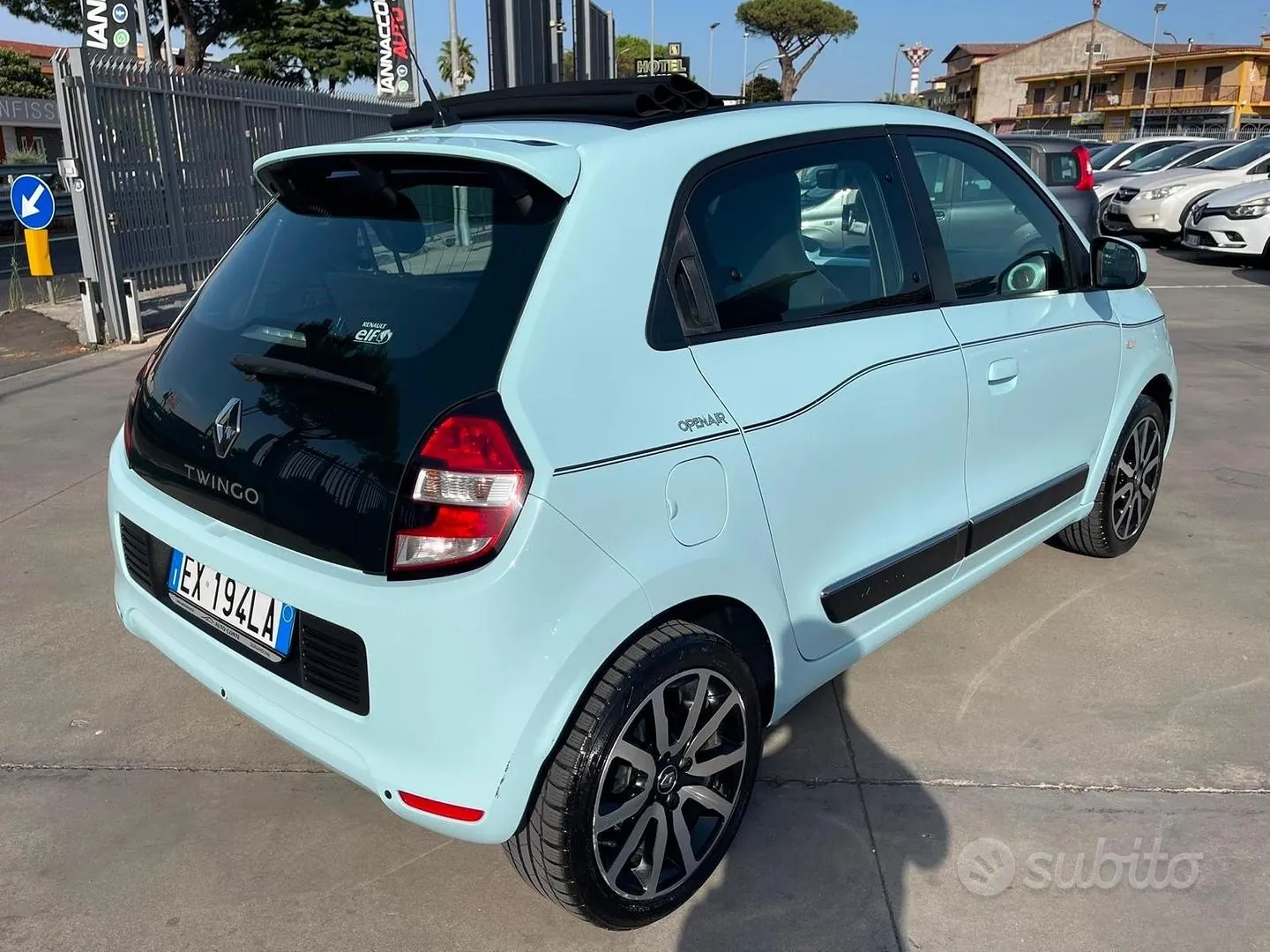 Renault Twingo 2014 photo 2