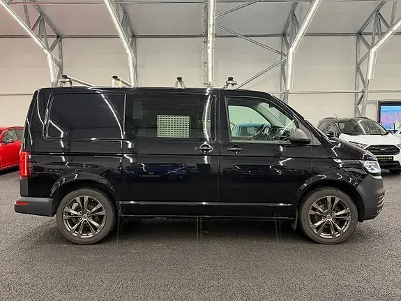 Volkswagen Transporter 2022 photo 4