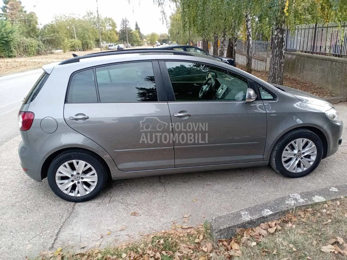 Volkswagen Golf Plus 2013 photo 2