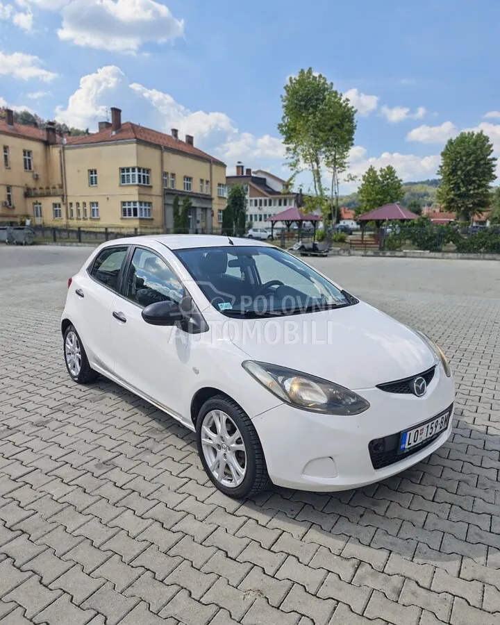 Mazda 2