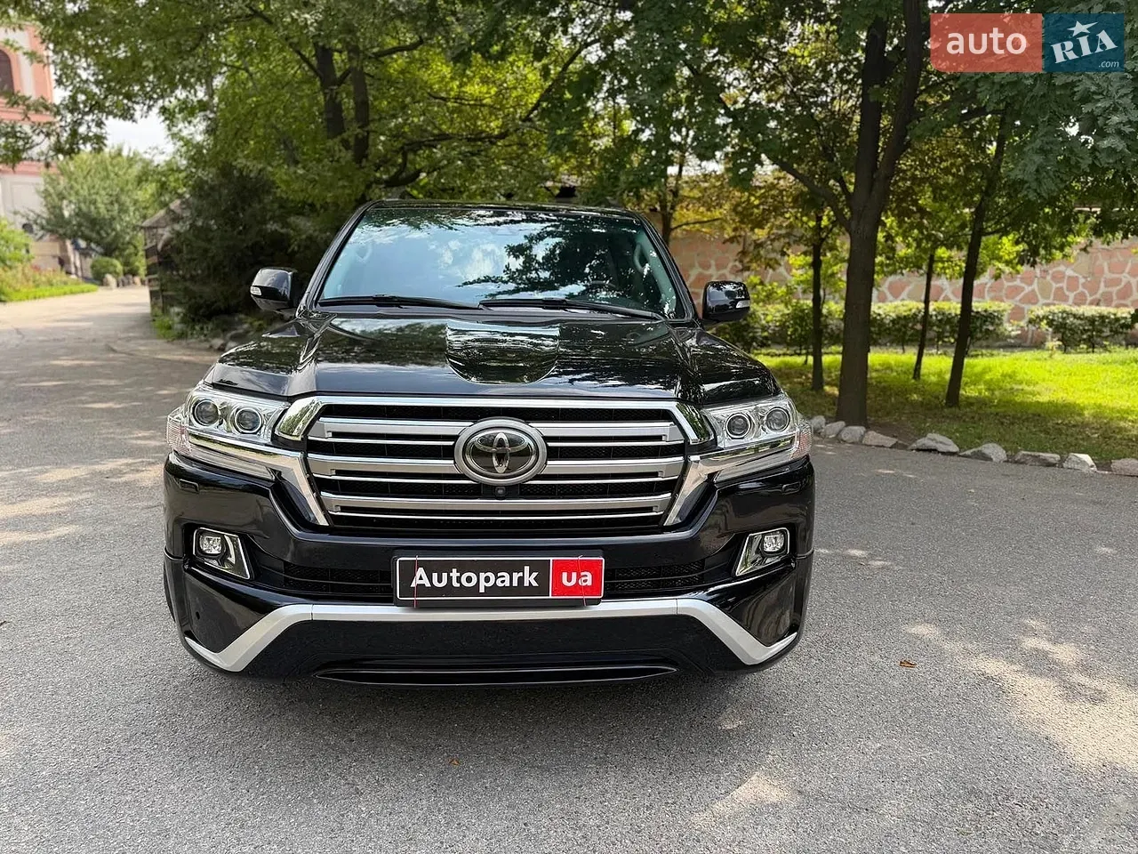 Toyota Land Cruiser 2018 photo 2