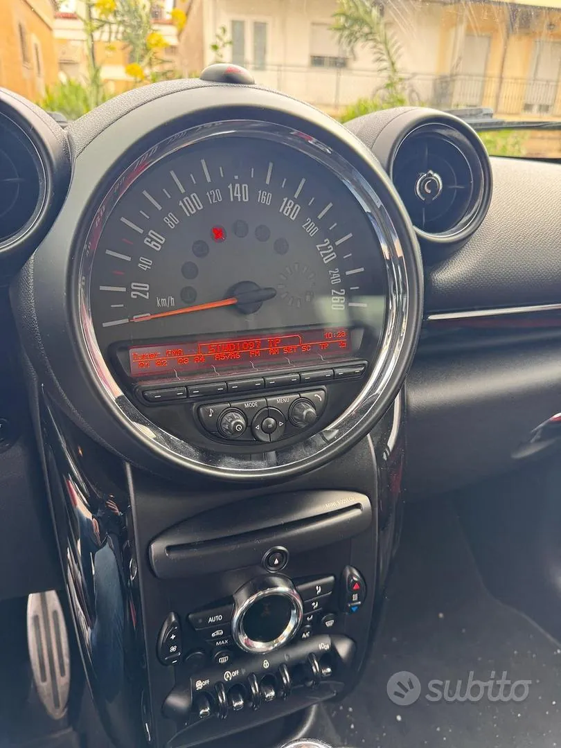 Mini Mini Countryman 2015 photo 4