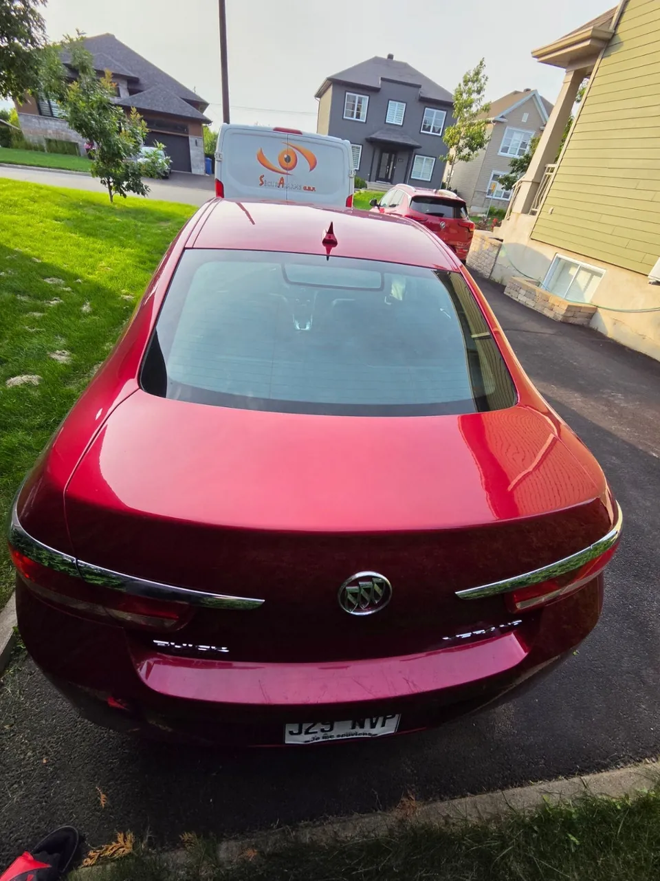 Buick Verano 2013 photo 2