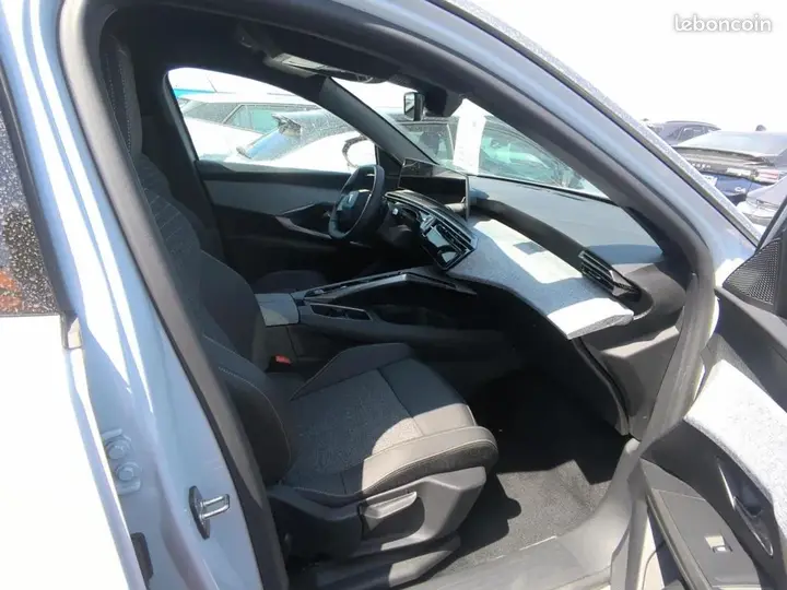 Peugeot 3008 2025 photo 3