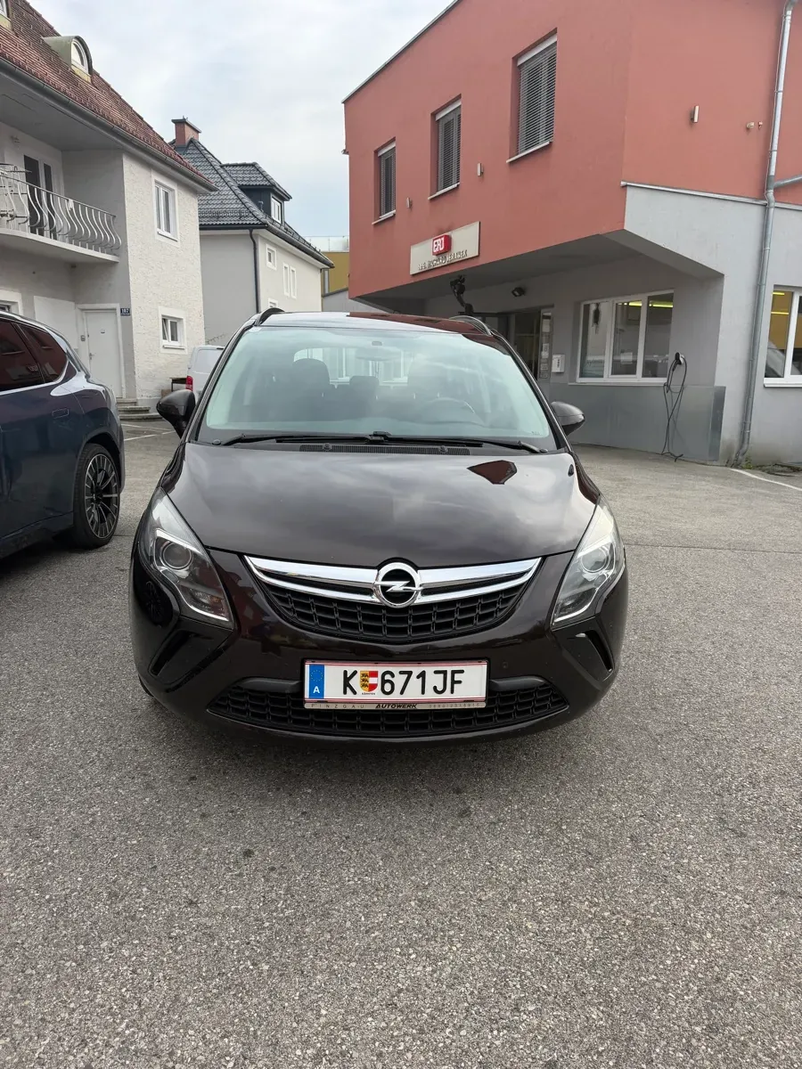 Opel Zafira Tourer