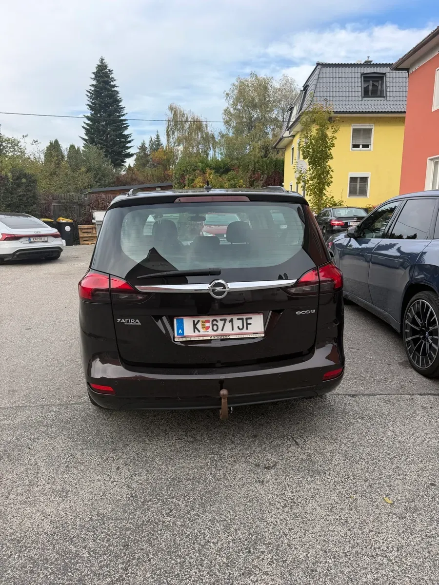 Opel Zafira Tourer 2013 photo 3