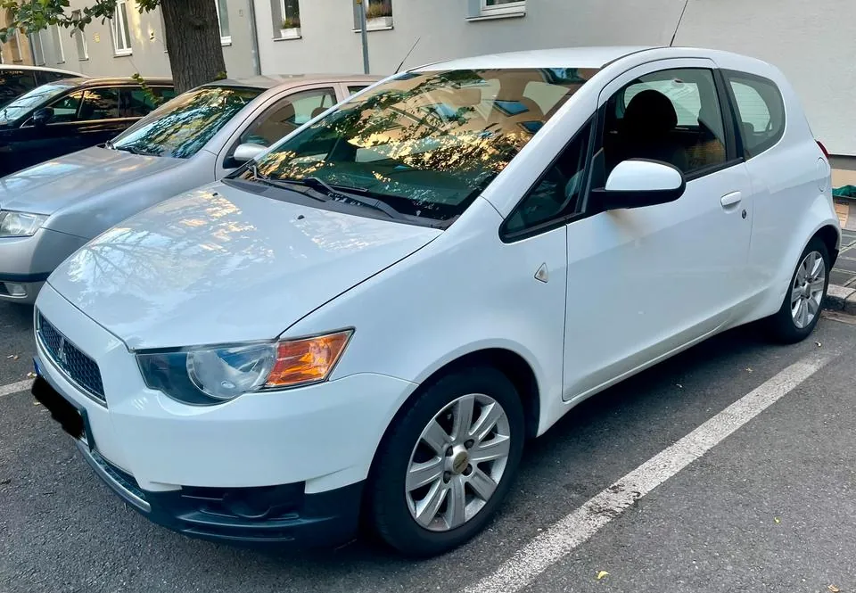 Mitsubishi Colt