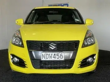 Suzuki Swift 2012 photo 3