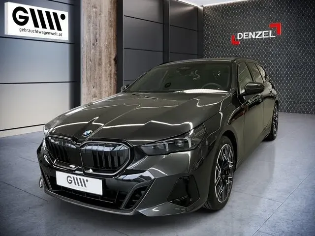 BMW 5 Series 2025 photo 2