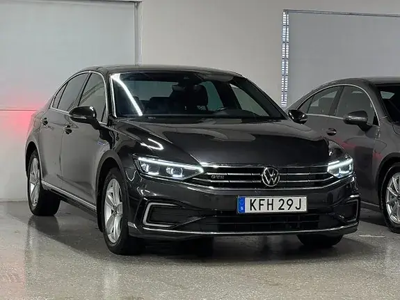 Volkswagen Passat 2021 photo 3