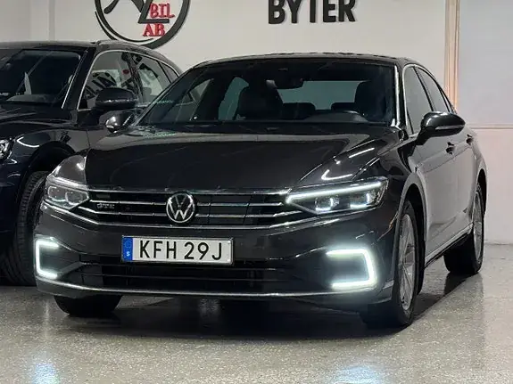 Volkswagen Passat 2021 photo 4