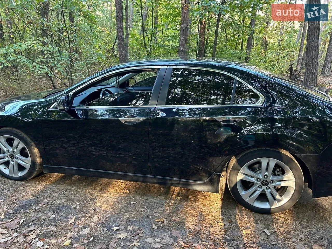 Honda Accord 2010 photo 2