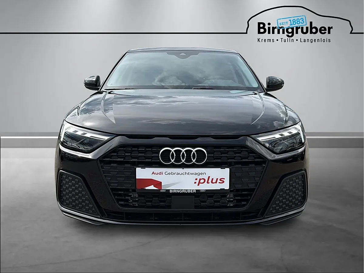 Audi A1 2026 photo 2