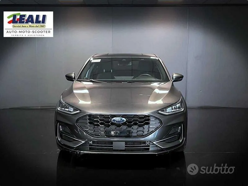 Ford Focus 2024 photo 3
