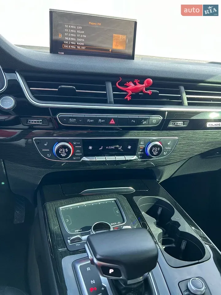 Audi Q7 2017 photo 4