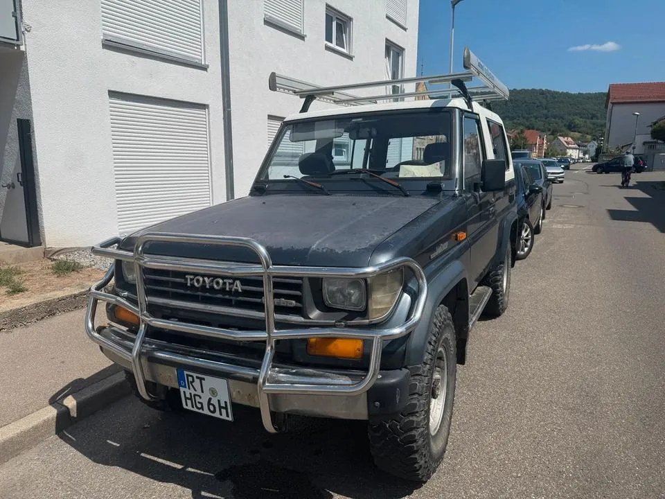 Toyota Land Cruiser Lj70