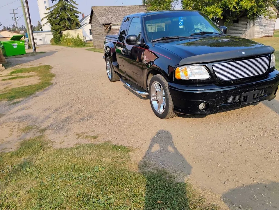 Ford F-150 2000 photo 4