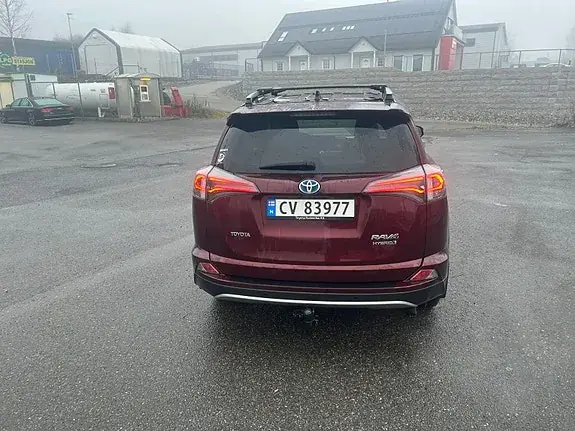 Toyota Rav4 2017 photo 4