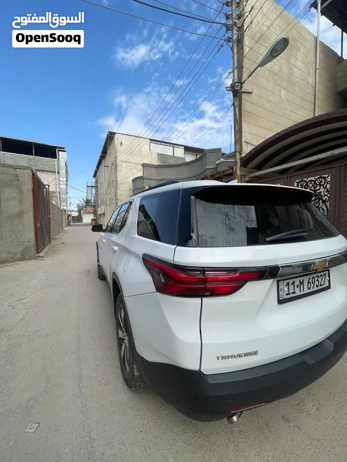 Chevrolet Traverse 2022 photo 3