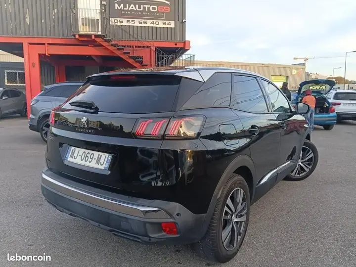 Peugeot 3008 2021 photo 4