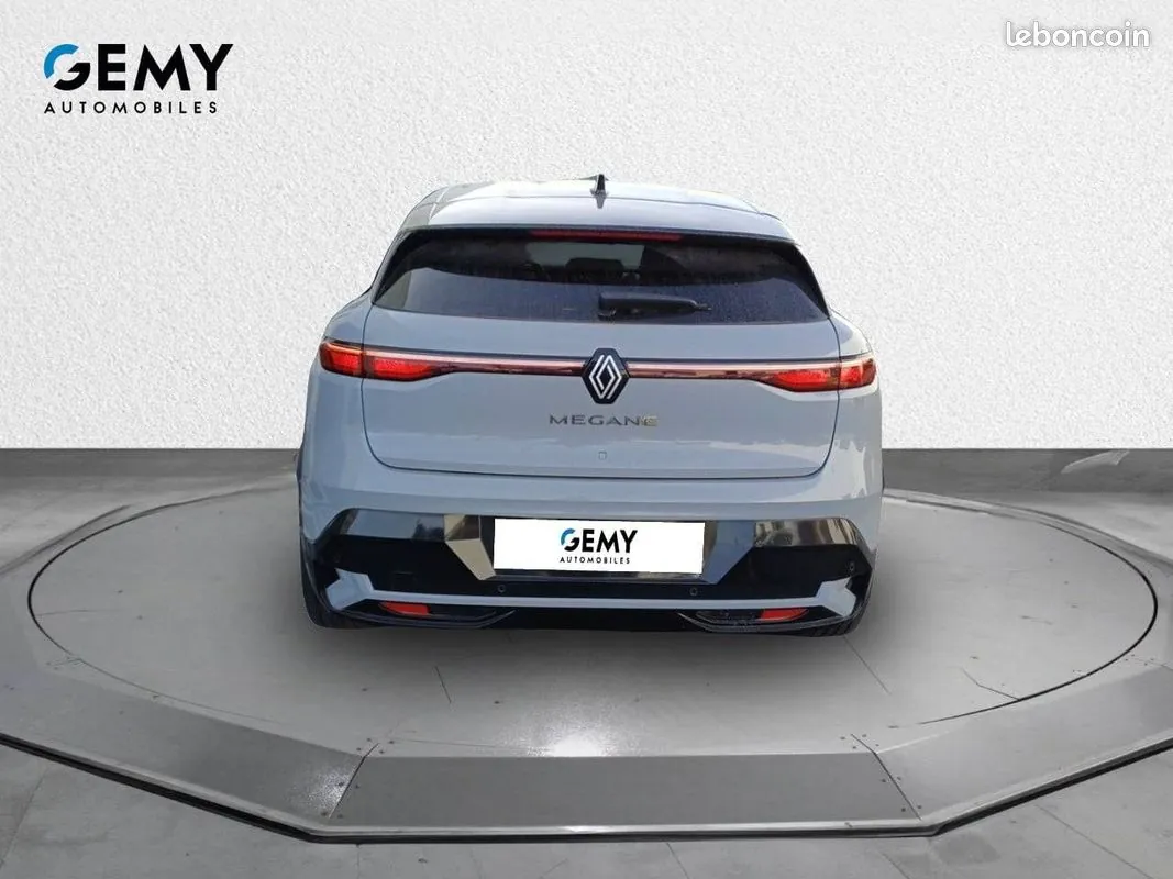 Renault Megane 2023 photo 5