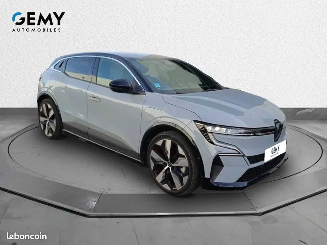 Renault Megane 2023 photo 3