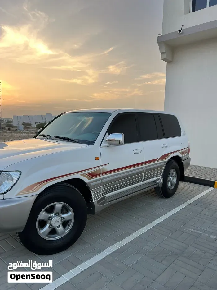 Toyota Land Cruiser 2003 photo 2