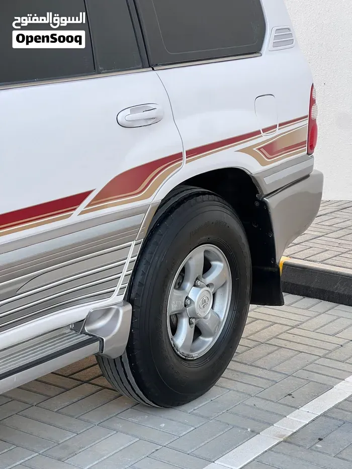 Toyota Land Cruiser 2003 photo 3