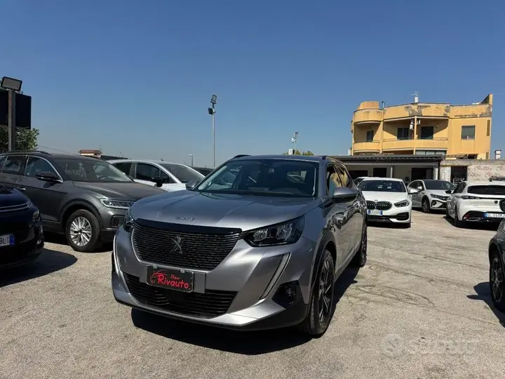 Peugeot 2008 2021 photo 3