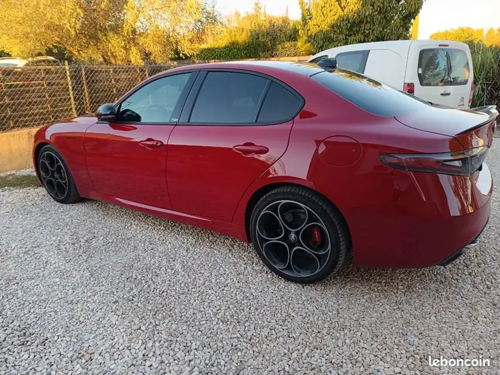 Alfa Romeo Giulia 2023 photo 5