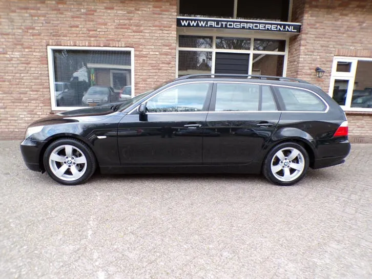 BMW 5-Serie 2006 photo 2