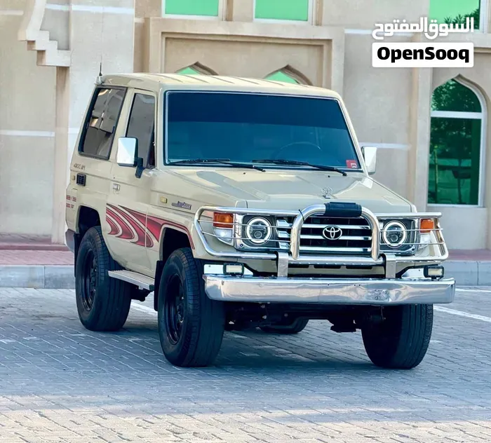 Toyota Land Cruiser 1986 photo 2