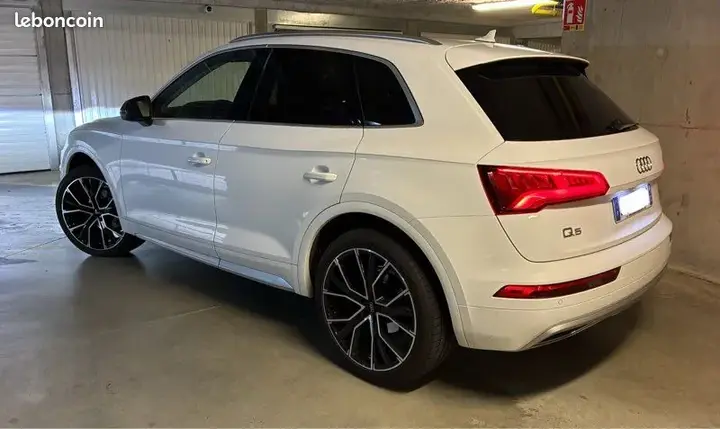 Audi Q5 2018 photo 2