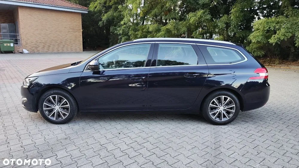 Peugeot 308 2015 photo 5