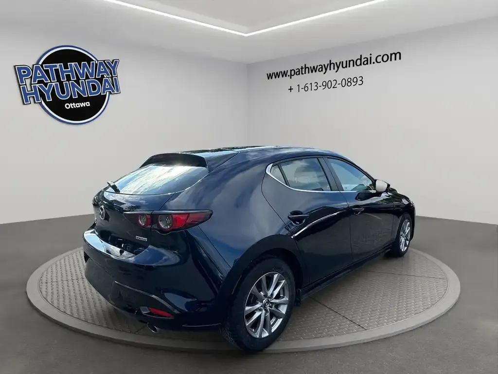 Mazda 3 2020 photo 4