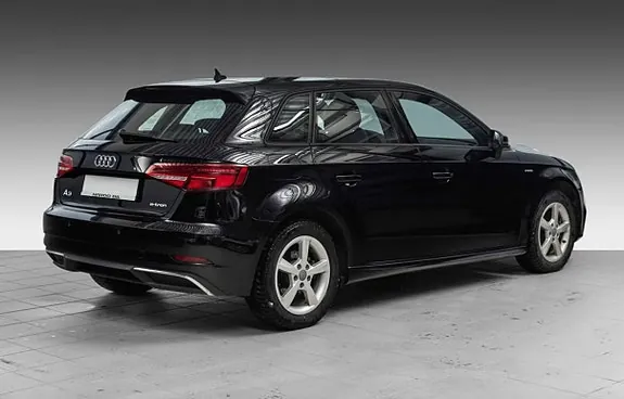 Audi E-Tron 2017 photo 2