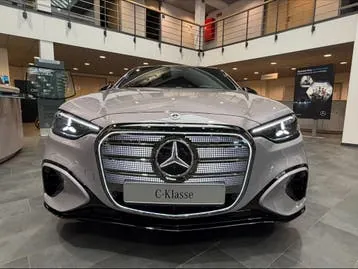 Mercedes-Benz C-Class 2026 photo 2