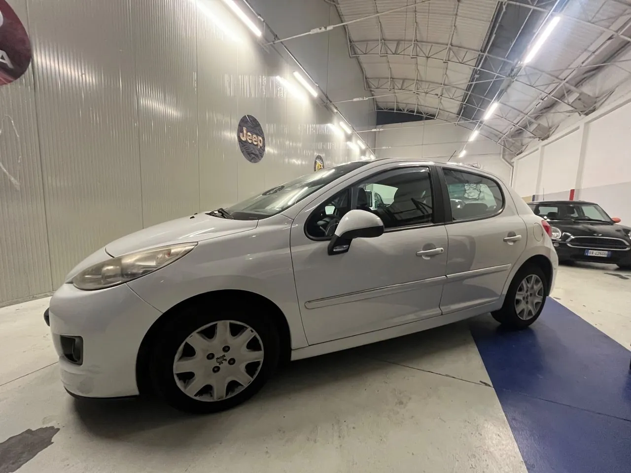 Peugeot 207 2013 photo 5