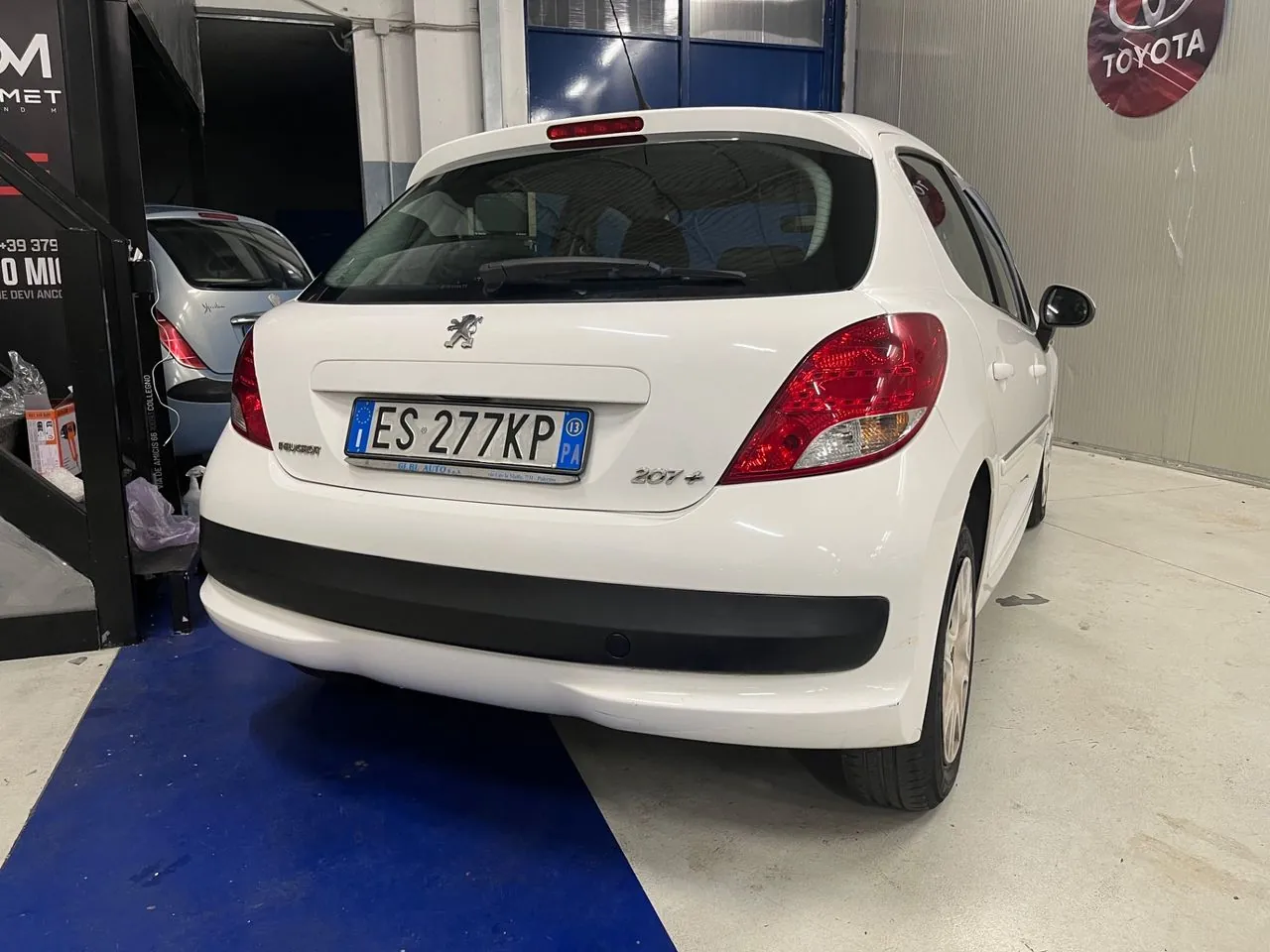 Peugeot 207 2013 photo 4