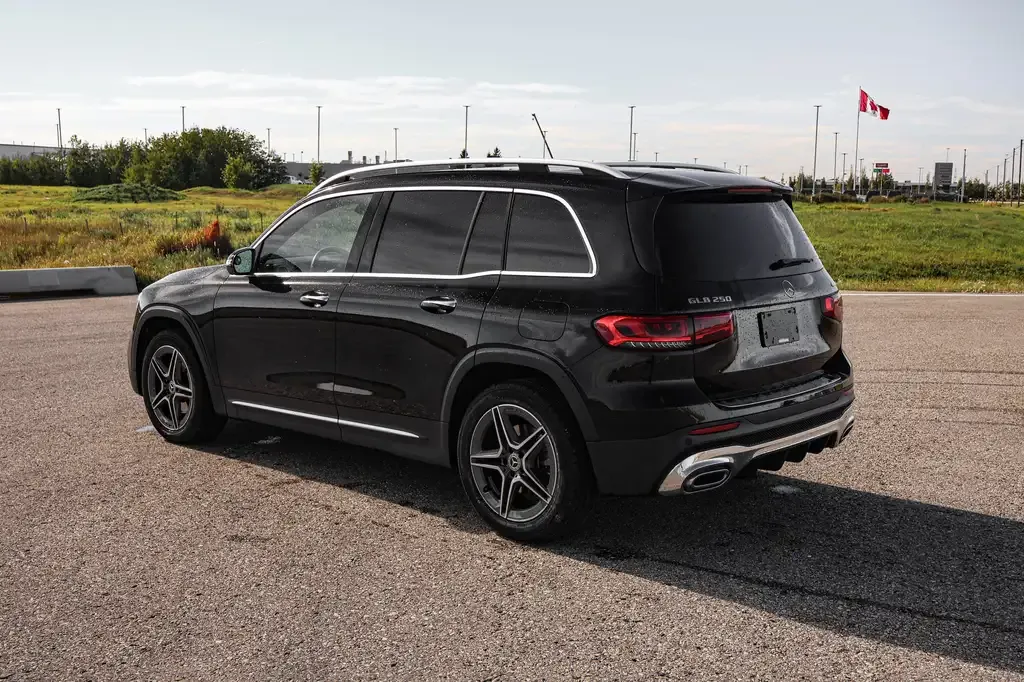 Mercedes-Benz Glb 2022 photo 2