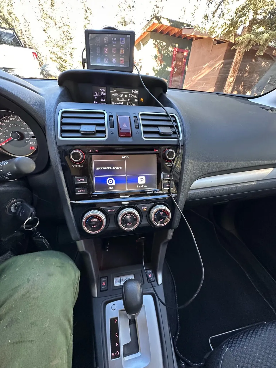 Subaru Forester 2016 photo 2
