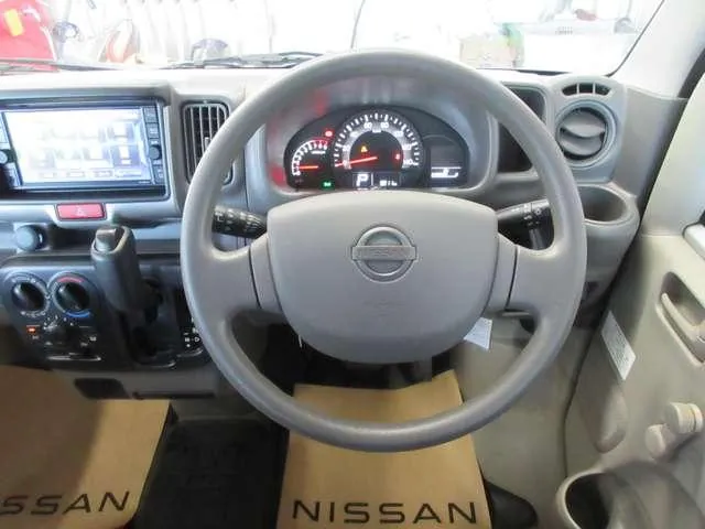 Nissan Nv100 Clipper Van 2020 photo 4