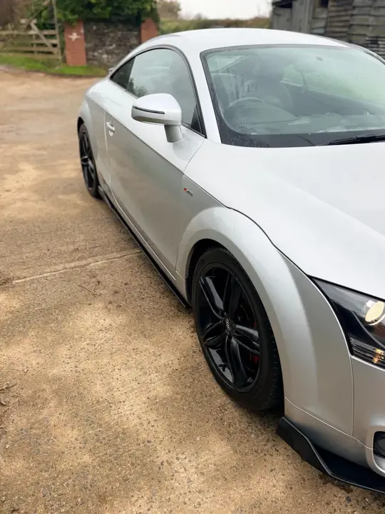 Audi Tt 2010 photo 4