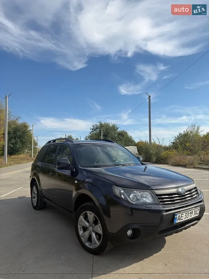 Subaru Forester 2010 photo 3