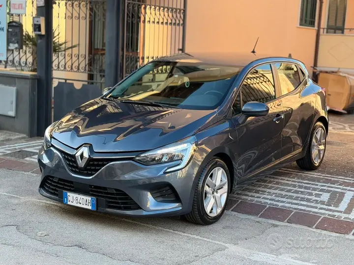 Renault Clio 2022 photo 5