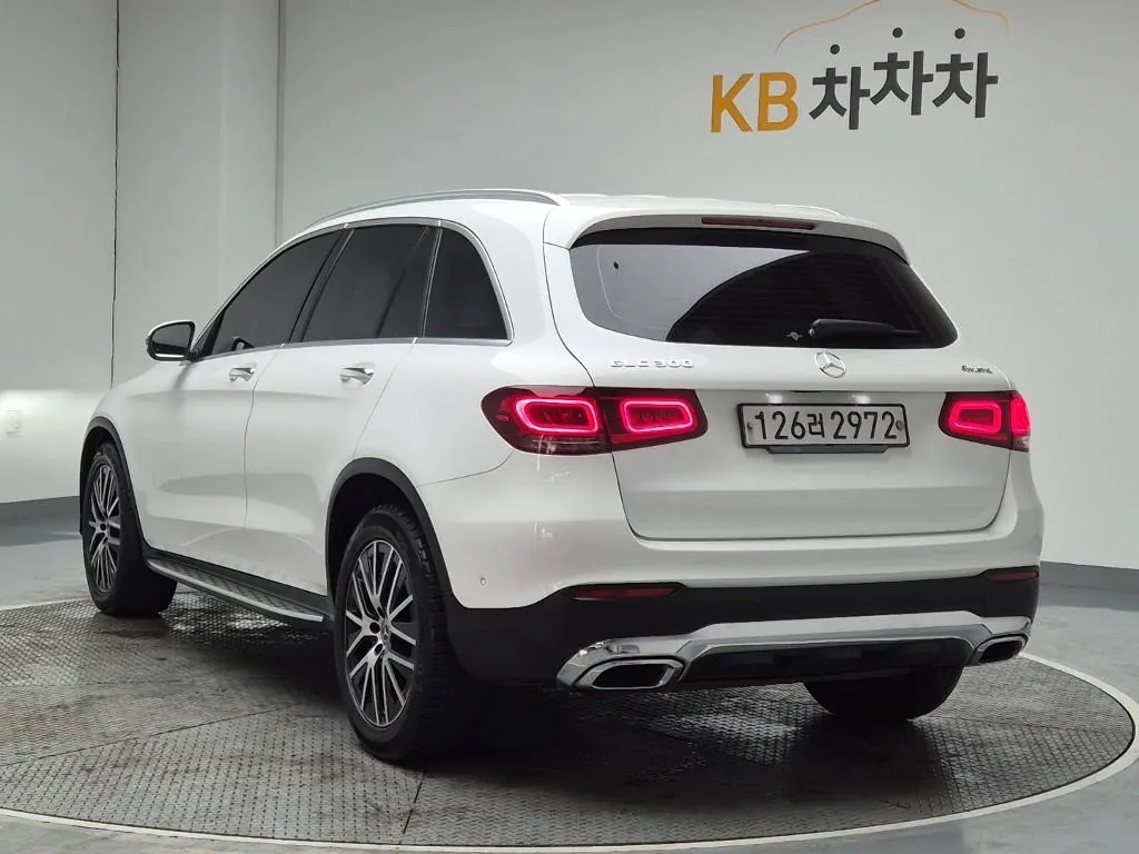 Mercedes-Benz Glc 2020 photo 2