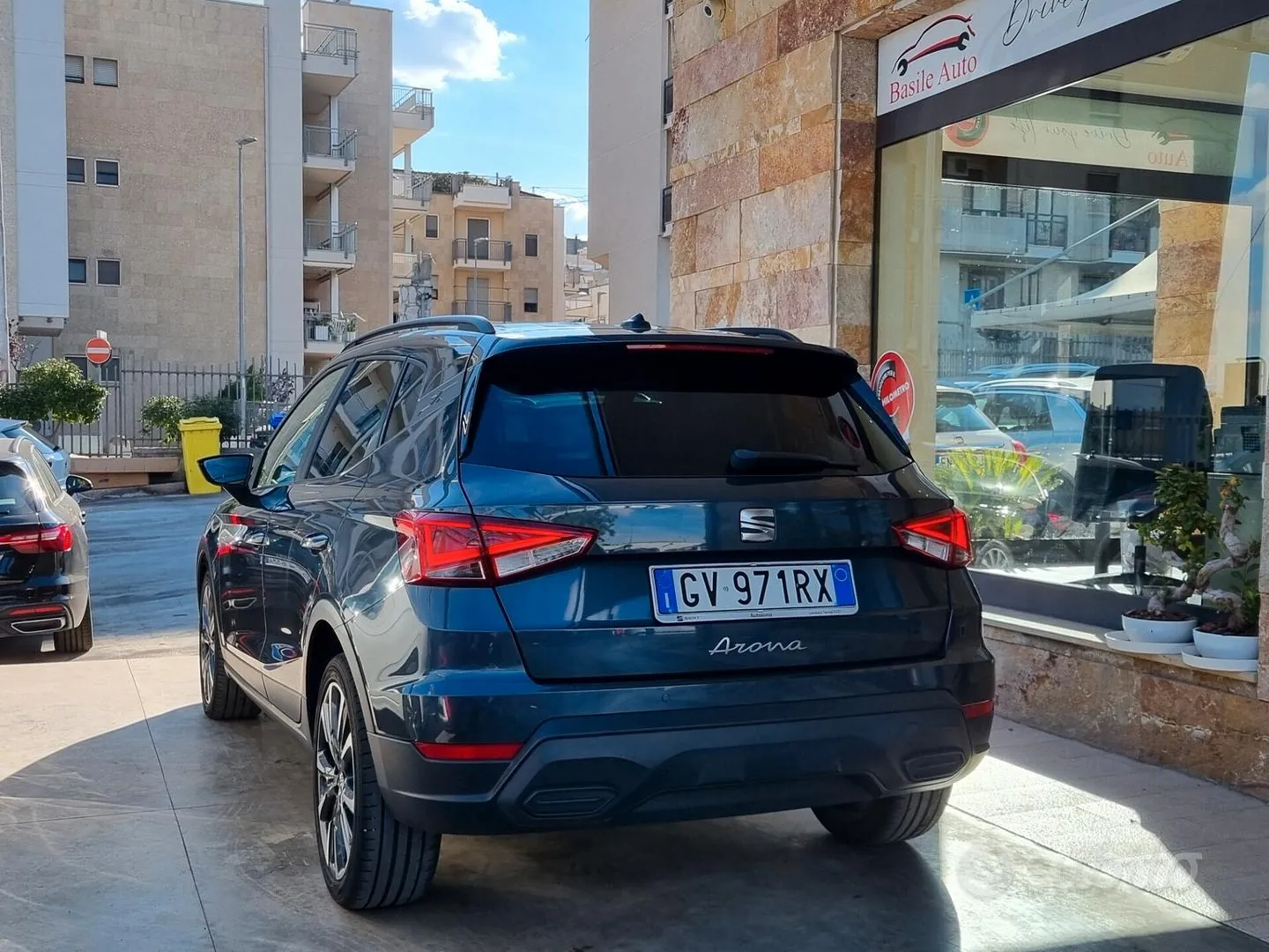 Seat Arona 2024 photo 3